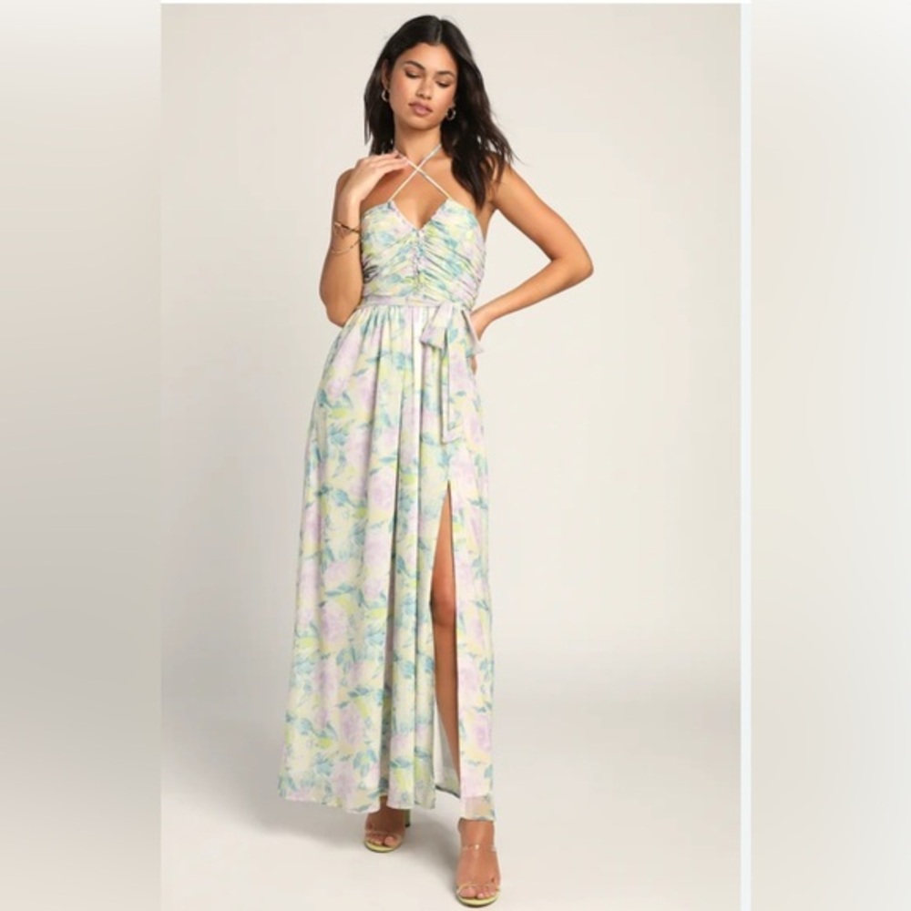 NWT Lulus Floral Maxi Dress
